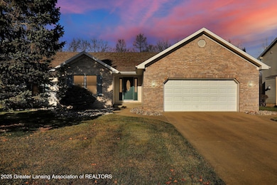 4327 Fieldview Dr, Grand Ledge, MI 48837 - photo 5