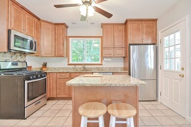 17 Arbor Dr, Shrewsbury, MA 01545 - photo 3