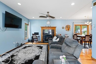 22212 Mylls Ct, Saint Clair Shores, MI 48081 - photo 7