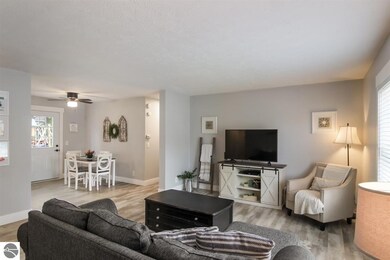 112 N Brand St, Elk Rapids, MI 49629 - photo 4