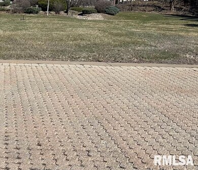 230 12th Ave, Moline, IL 61265 - photo 7