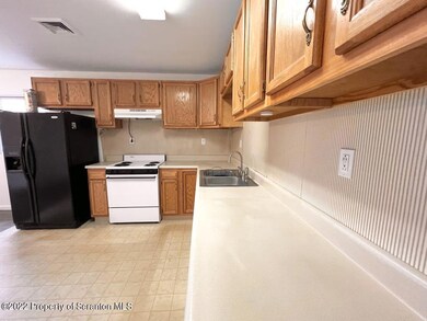 609 Mill St, Dunmore, PA 18512 - photo 3