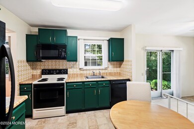 10-Kitchen 1B