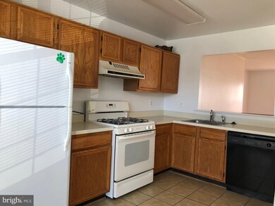 13960 Gunners Place, Centreville, VA 20121 - photo 4