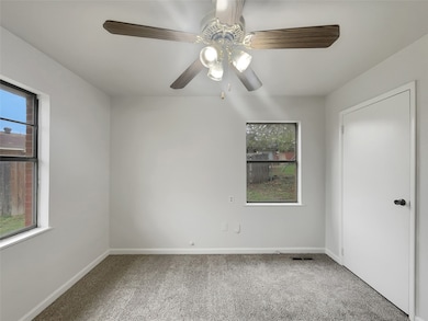 4702 Dee Ct, Fort Worth, TX 76135 - photo 4