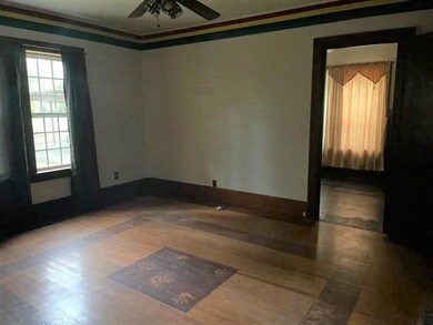 324 11th St W, Tifton, GA 31794 - photo 5