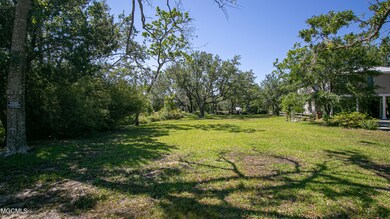144 Mimosa St, Pass Christian, MS 39571 - photo 3