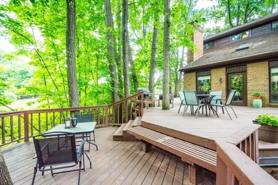 2 Tiered Deck