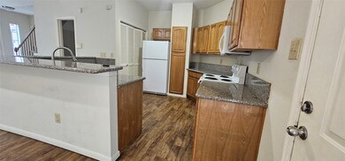 7011 Alabonson Rd, Houston, TX 77088 - photo 5