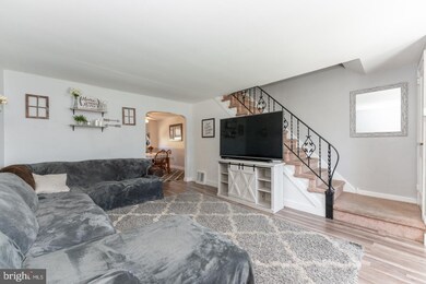 731 Surrey Ln, Glenolden, PA 19036 - photo 5