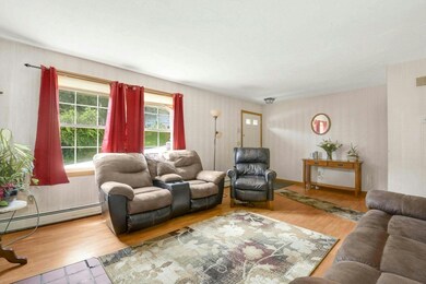83 Derby St, Worcester, MA 01604 - photo 4
