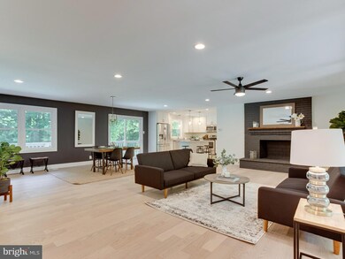 3741 Hollyberry Dr, Huntingtown, MD 20639 - photo 7