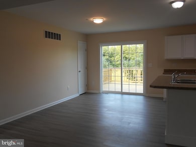 6271 Solomons Cir, Hurlock, MD 21643 - photo 5