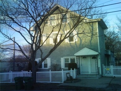 81 Kilvert St, Warwick, RI 02886 - photo 2
