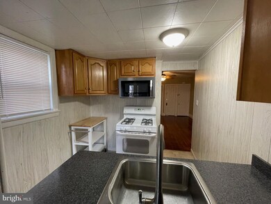 325 Erie Ave, Quakertown, PA 18951 - photo 5