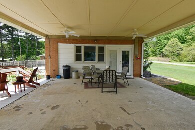 124 W Brooklyn St, Linden, TN 37096 - photo 7