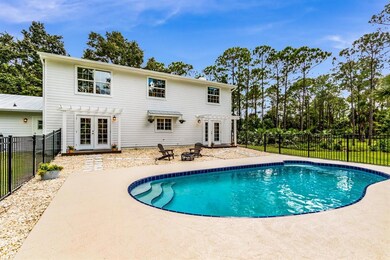 10859 157th St N-2