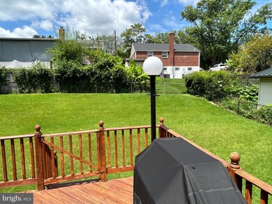 12712 Turkey Branch Pkwy, Rockville, MD 20853 - photo 3