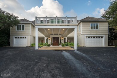 Luxurious Entry