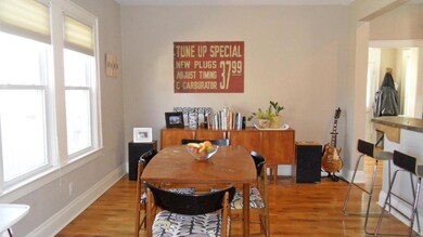 06-Dining Room
