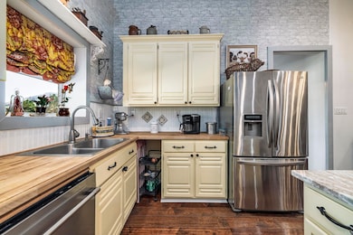 115 Lydia Ln, Hot Springs Village, AR 71909 - photo 5