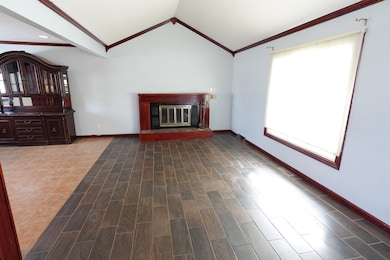 3912 22nd St, Columbus, NE 68601 - photo 3