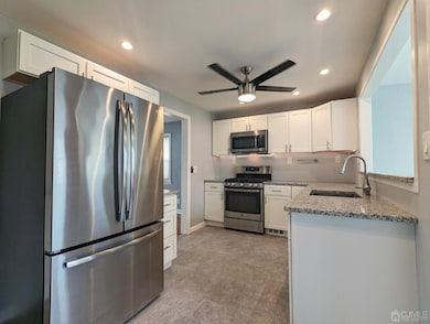 48 Moffett St unit 50, Fords, NJ 08863 - photo 7