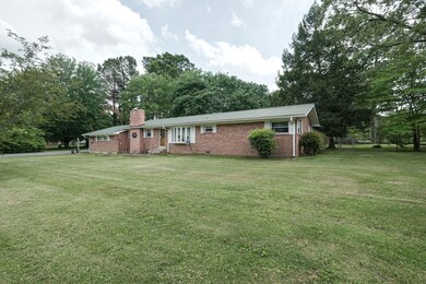 1200 Edgewood Dr unit 1200, Manchester, TN 37355 - photo 2