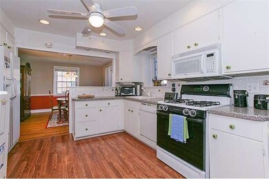 1524 Brierwood Rd, Havertown, PA 19083 - photo 4