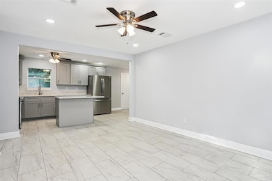 212 Shadow Lawn Ln, Pensacola, FL 32507 - photo 3