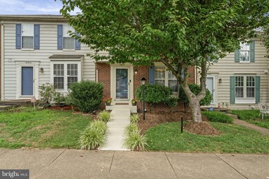 16937 Monmouth Ct, Dumfries, VA 22026 - photo 2