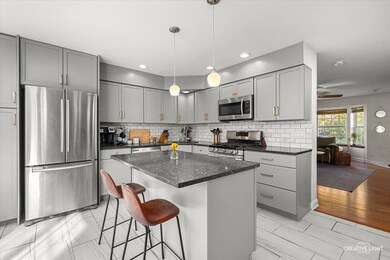 1226 Lencioni Ct, Geneva, IL 60134 - photo 3