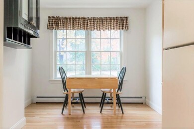 6 Dinette (2)
