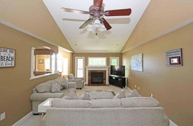 737 Royal Cir, Howard, OH 43028 - photo 5