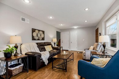 7123 Garnett St, Shawnee, KS 66203 - photo 4