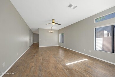 12277 N Brightridge Dr
