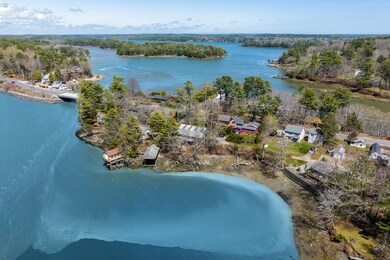 (1)_18 FIrst Rd. Harpswell - blue water(