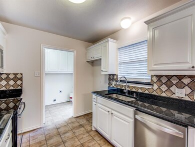 152 Avondale Ave, Azle, TX 76020 - photo 5