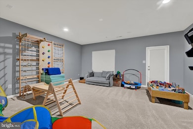 7650 Lyndon Ct, Glen Burnie, MD 21060 - photo 5