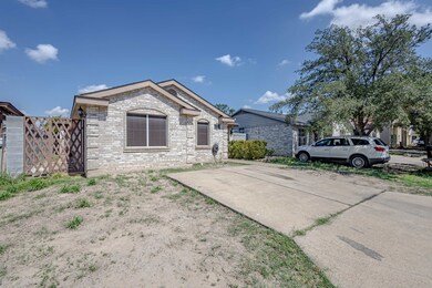 1416 Road Runner Loop, Laredo, TX 78045 - photo 4