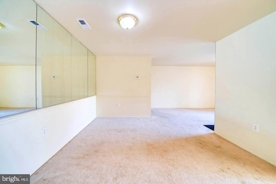 18110 Chalet Dr unit 301, Germantown, MD 20874 - photo 5