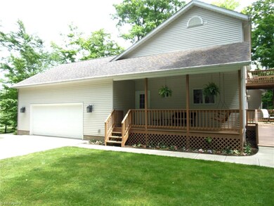 2+ Attached Garage, Side Porch