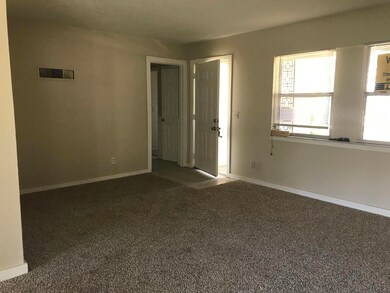 5305 Redstone Dr, Jacksonville, FL 32210 - photo 2