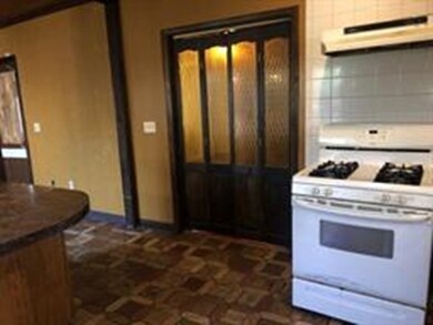 259 Spruce St, Chelsea, MA 02150 - photo 6