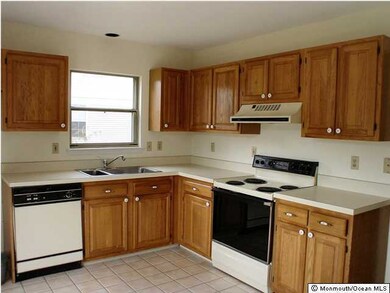 312 Gardenia Dr, Whiting, NJ 08759 - photo 3