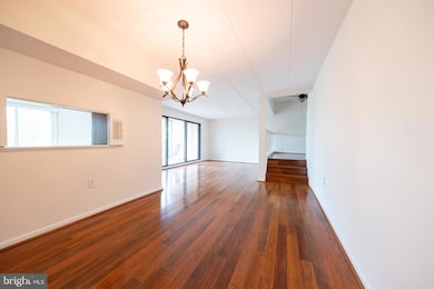 110 Roberts Ln unit 200, Alexandria, VA 22314 - photo 7