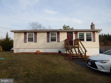 6285 Valley Rd, Berkeley Springs, WV 25411 - photo 2