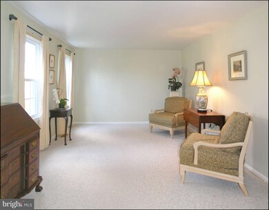 6215 Hidden Canyon Rd, Centreville, VA 20120 - photo 6