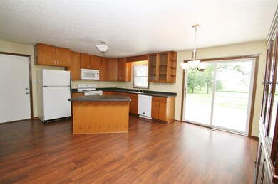 4727 Rutland-Dunn Town Line Rd, Dunn, WI 53575 - photo 5