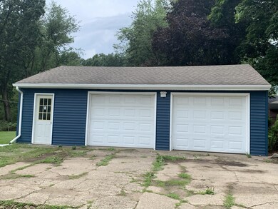 108 W South St, Sturgis, MI 49091 - photo 2